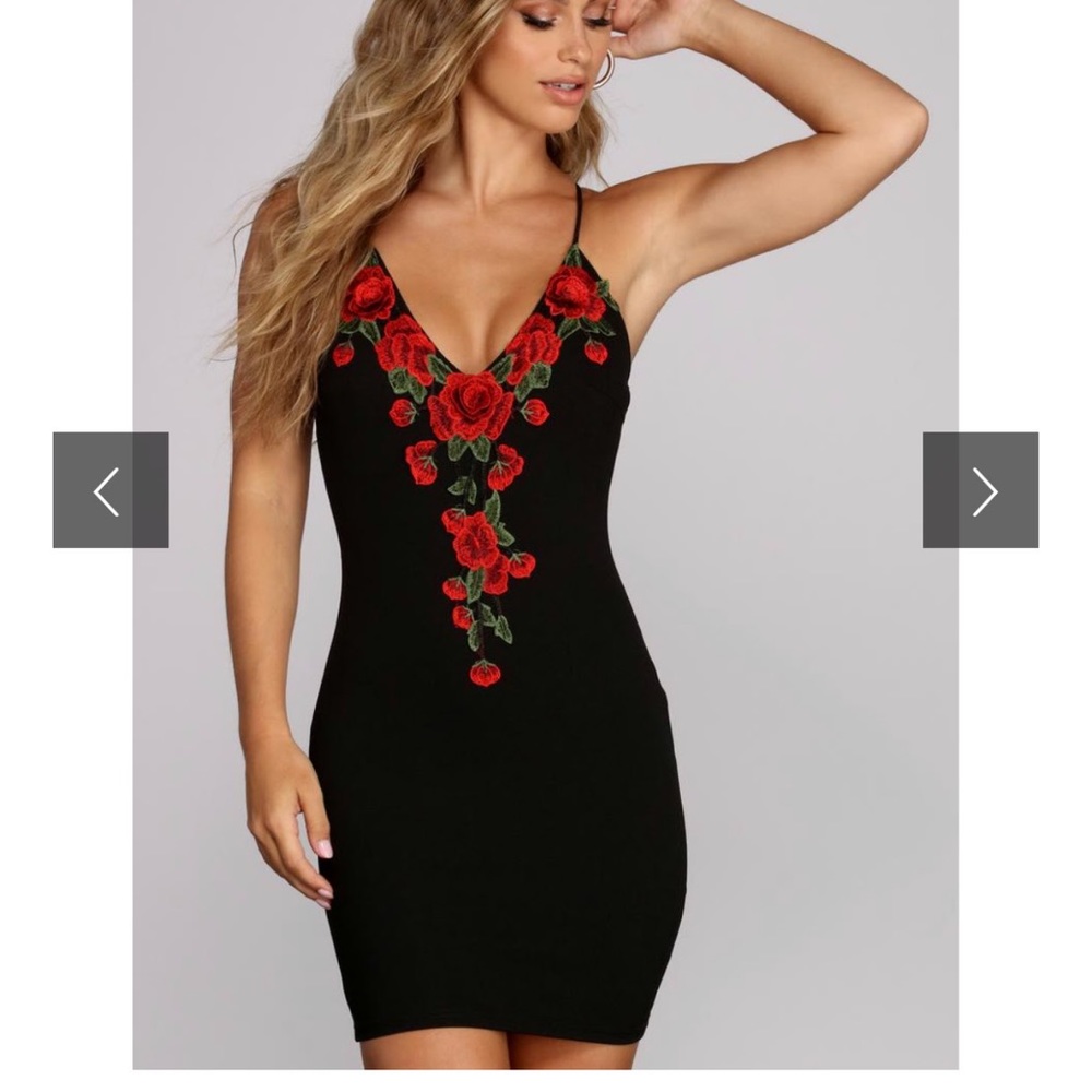Windsor black Rose dress